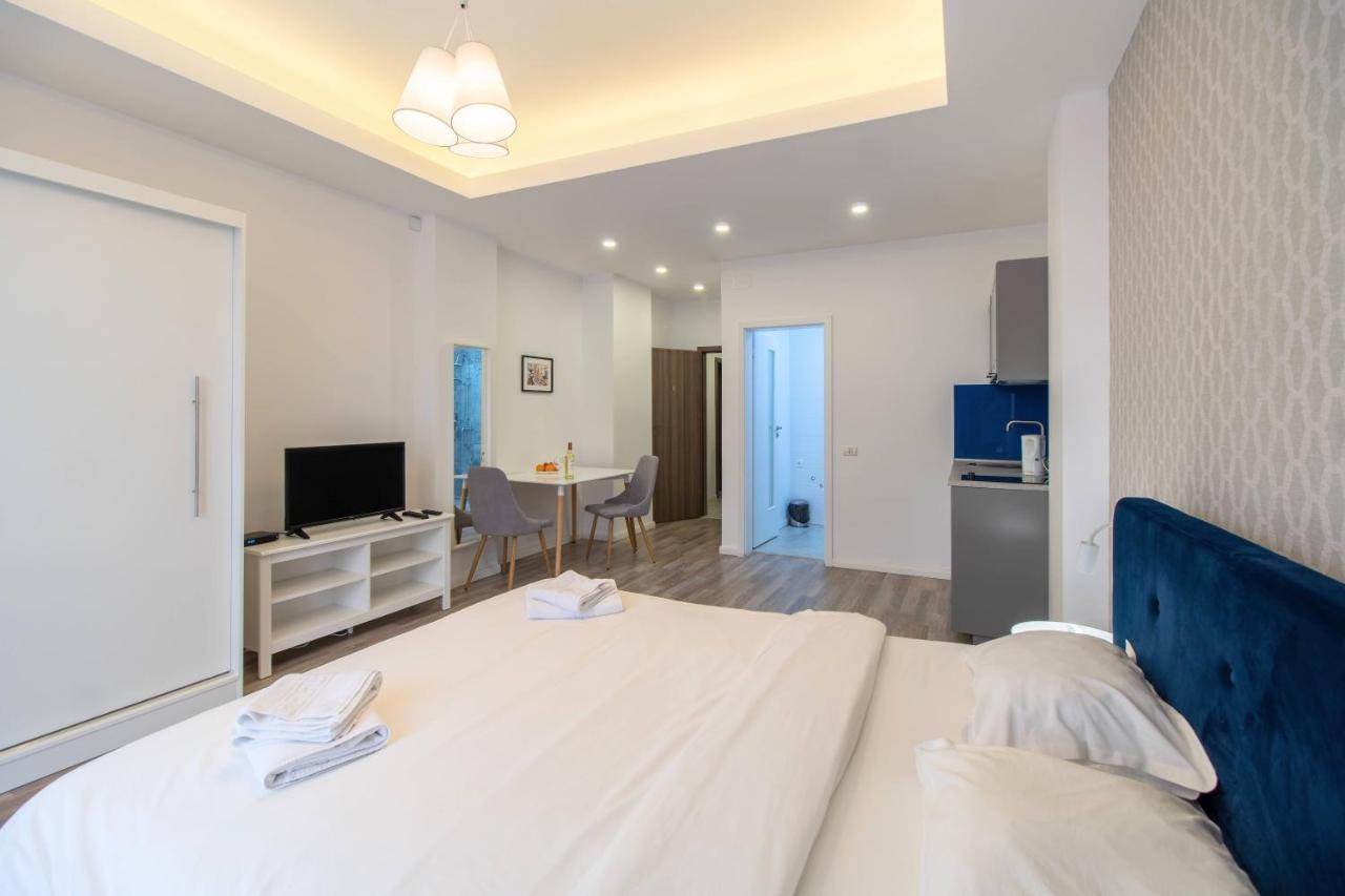 City Center Premium Apartments 2 Bucarest Exterior foto
