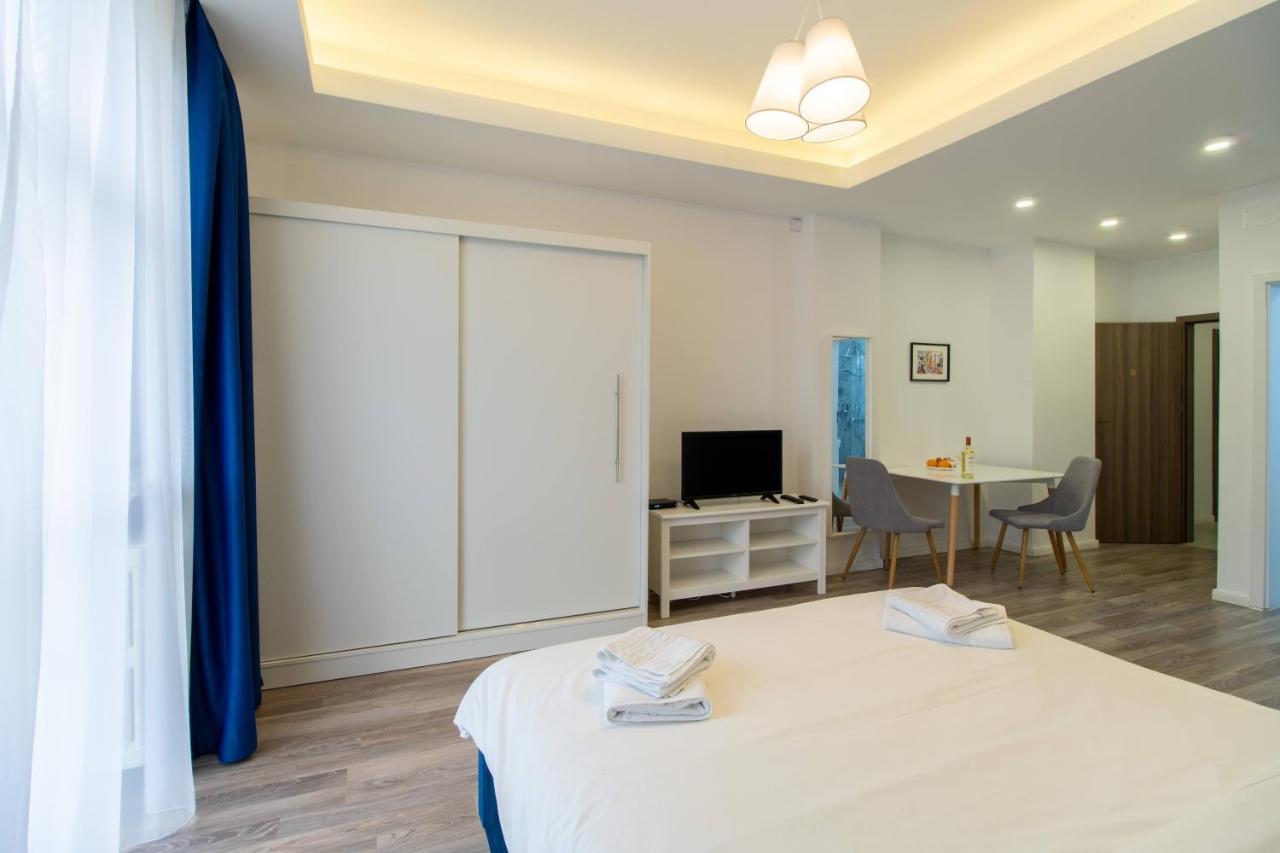 City Center Premium Apartments 2 Bucarest Exterior foto